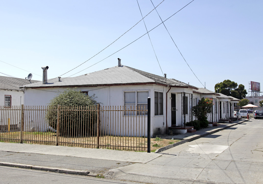 1269-1301 75th Ave in Oakland, CA - Building Photo