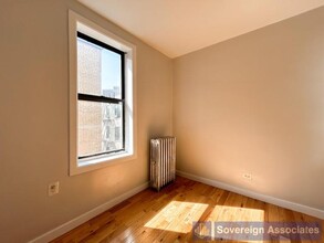 24 Thayer St in New York, NY - Building Photo - Building Photo