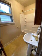 1527 Ferry St in La crosse, WI - Building Photo - Building Photo