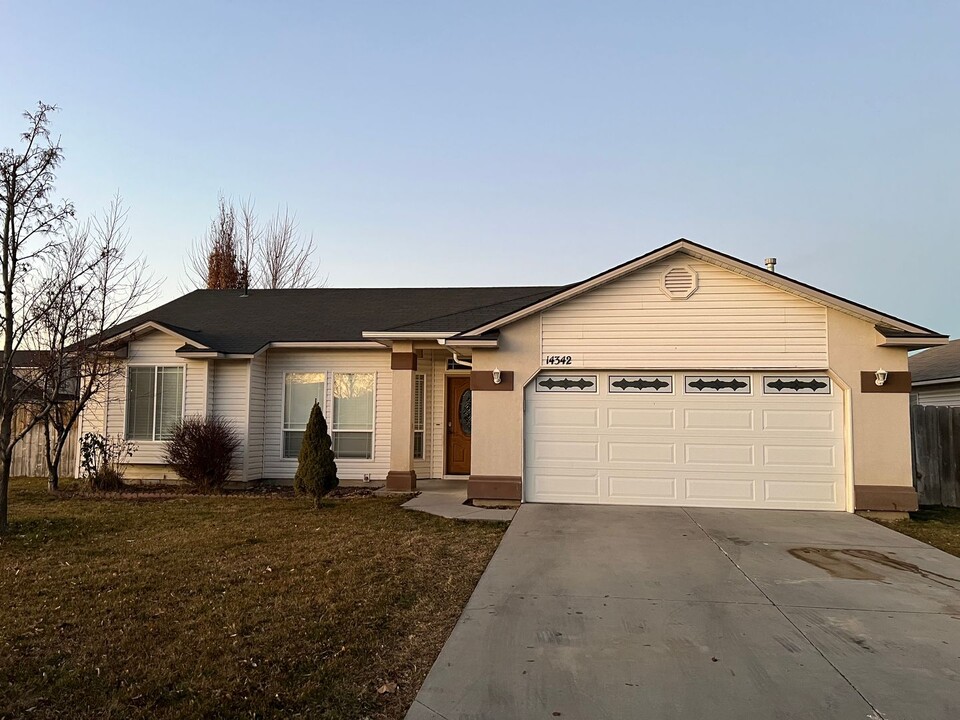 14342 Tara St in Caldwell, ID - Building Photo