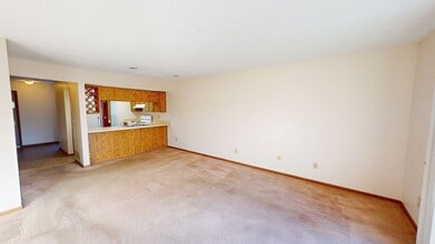 5929 Shadow Lake Cir in Columbus, OH - Building Photo - Building Photo