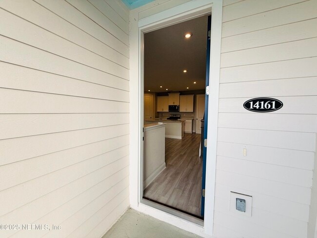 14161 Sea Wave Ln in Jacksonville, FL - Building Photo - Building Photo