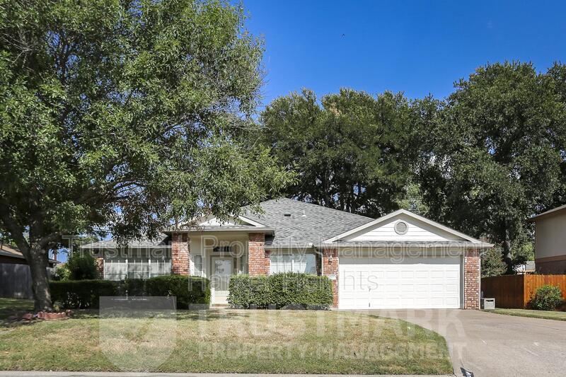 2115 Wickiup Trail in Harker Heights, TX - Building Photo