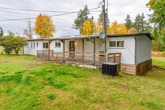 4910 140th Ave SW in Rochester, WA - Building Photo - Building Photo