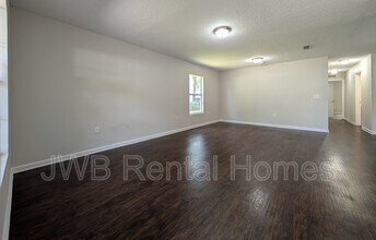 1215 Neva St in Jacksonville, FL - Building Photo - Building Photo