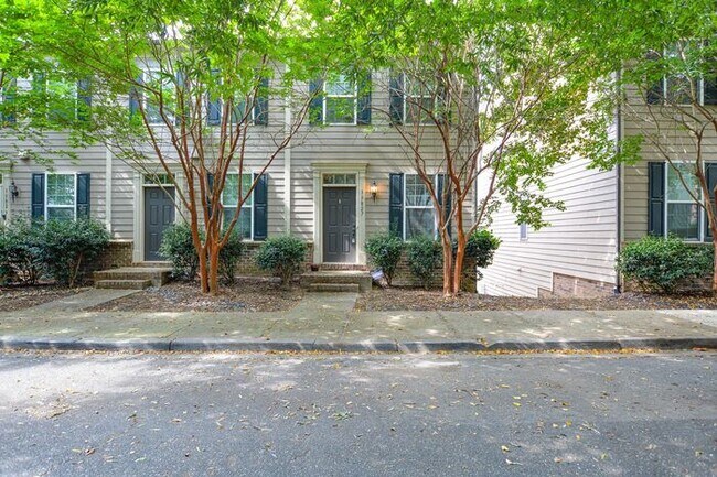 property at 13827 Hill St