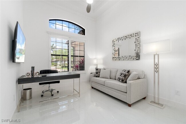 property at 3440 Runaway Ln