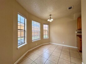 2010 Kirksey Dr in Austin, TX - Building Photo