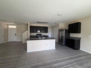 7531 Tuscan Bay Cir in Wesley Chapel, FL - Building Photo - Building Photo