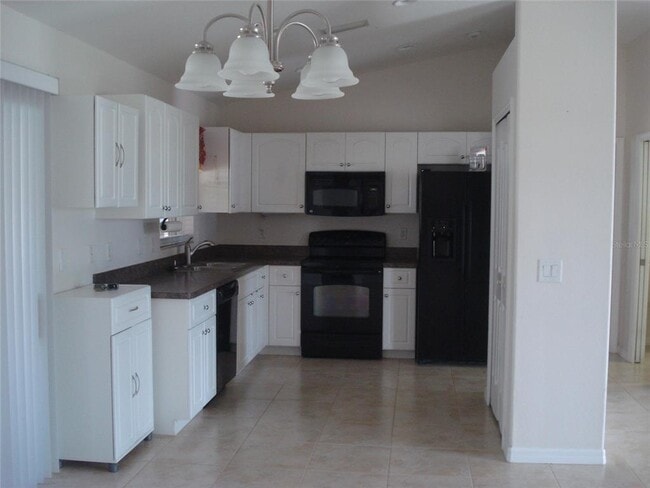 2680 Shalimar Terrace in North Port, FL - Building Photo - Building Photo
