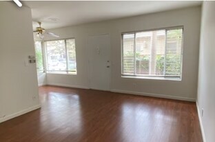 3834 Mentone Ave, Unit 1 in Culver City, CA - Building Photo