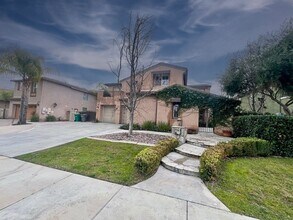 34712 Chinaberry St in Winchester, CA - Building Photo - Building Photo