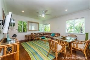 8142 Byron Ave-Unit -# 3 in Miami Beach, FL - Building Photo - Building Photo