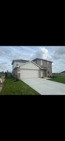 3020 Nori Shores Dr in Park Row, TX - Building Photo
