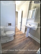 37 Maplewood Rd in Huntington Station, NY - Building Photo - Building Photo