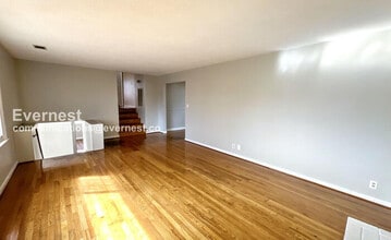 1307 Brockton Dr in Signal Mountain, TN - Building Photo - Building Photo