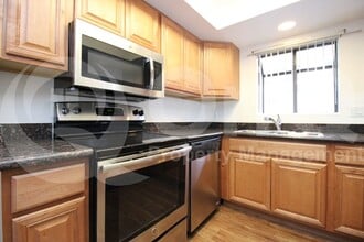 3435 W Danbury Dr in Phoenix, AZ - Building Photo - Building Photo