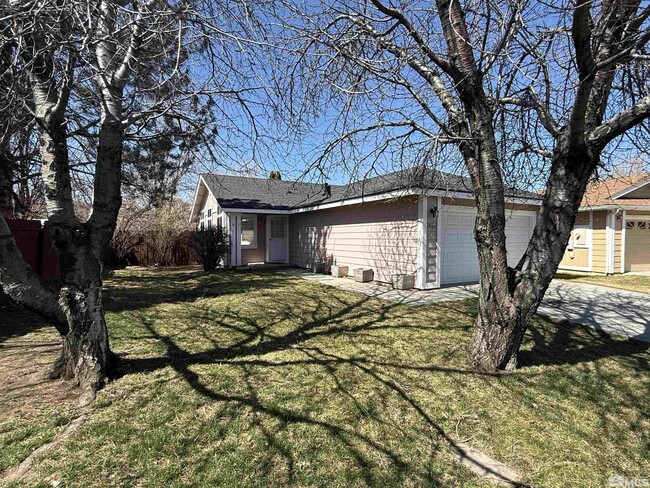 7607 Water View Way in Reno, NV - Building Photo - Building Photo