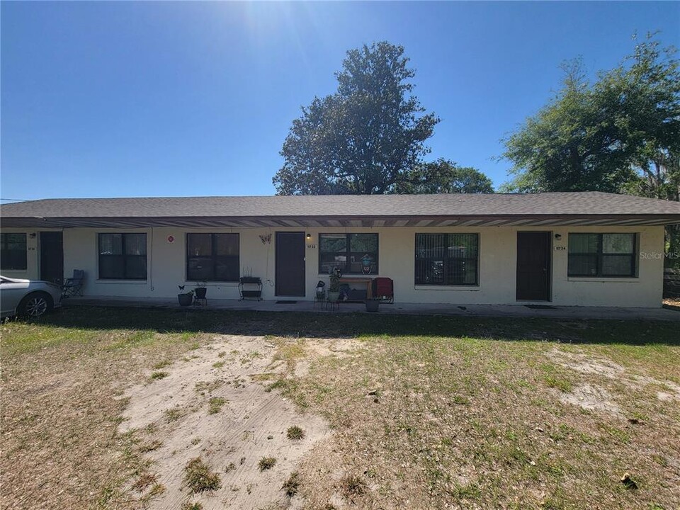 11724 SE 55th Avenue Rd in Belleview, FL - Building Photo