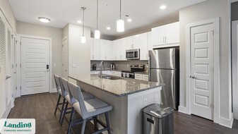 2550 Blackmon Dr in Decatur, GA - Building Photo