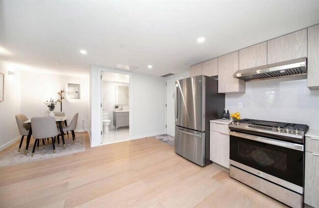 13680-136-41 41st Ave in New York, NY - Building Photo - Building Photo