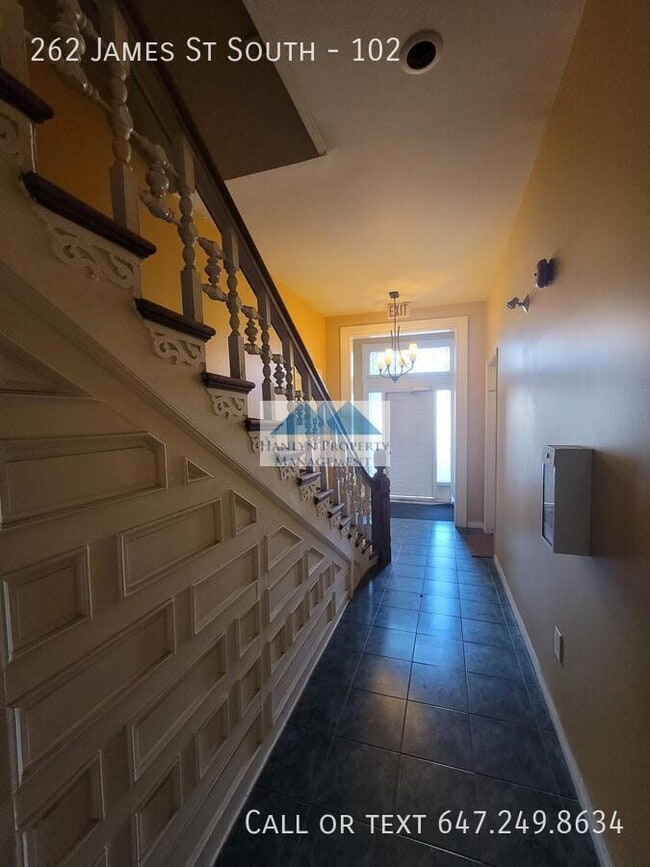 262 James St S in Hamilton, ON - Building Photo - Building Photo