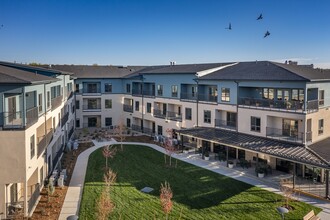 Paloma Garden in Colorado Springs, CO - Foto de edificio - Building Photo