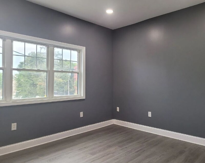 5100 Lorain Ave in Cleveland, OH - Building Photo