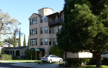 29 Clinton St in Redwood City, CA - Building Photo - Building Photo