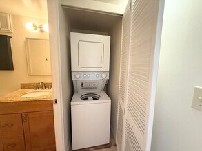 3045 Ala Napuaa Pl in Honolulu, HI - Building Photo - Building Photo