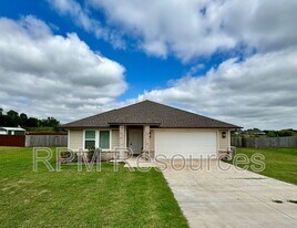 1936 Eli Ave in Tuttle, OK - Building Photo