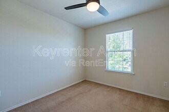 10100 Wading Pool Path in Austin, TX - Building Photo - Building Photo