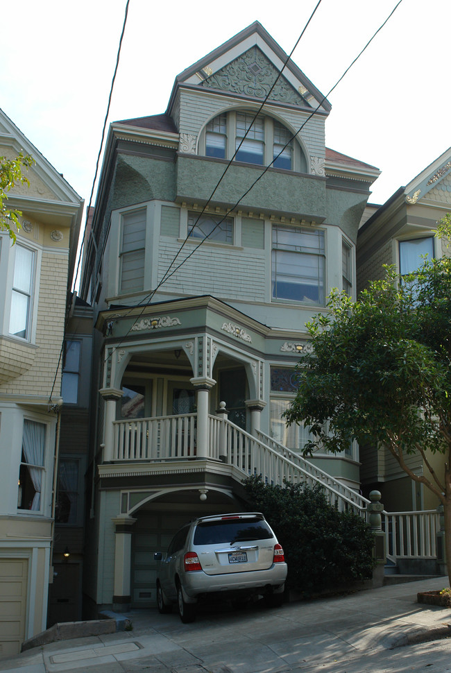 116 Lyon St in San Francisco, CA - Building Photo - Building Photo