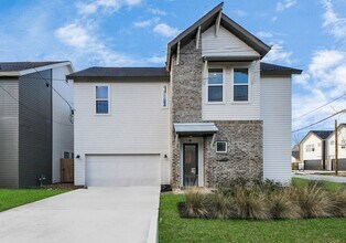 2915 Paul Quinn St in Houston, TX - Building Photo - Building Photo