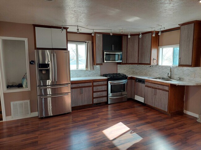 property at 370 E 1700 S