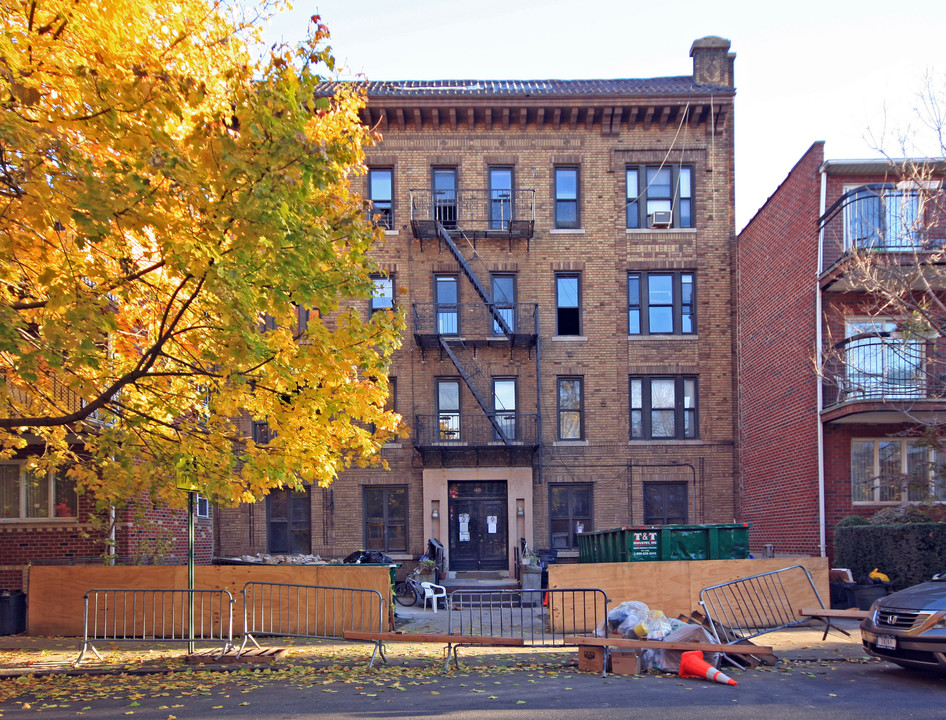 1421 53rd St in Brooklyn, NY - Foto de edificio