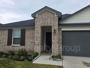 1131 Hughes Crossing Dr in Rosharon, TX - Building Photo - Building Photo