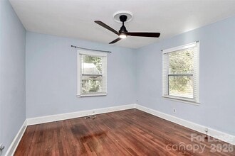 1105 Brookhurst Dr in Charlotte, NC - Building Photo - Building Photo