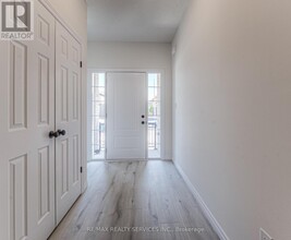 95 Honey St in Cambridge, ON - Building Photo - Building Photo