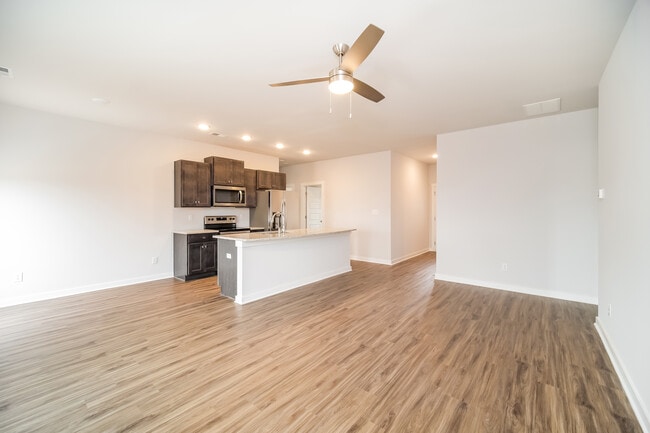 26288 Beech Grv Ln NW in Madison, AL - Foto de edificio - Building Photo