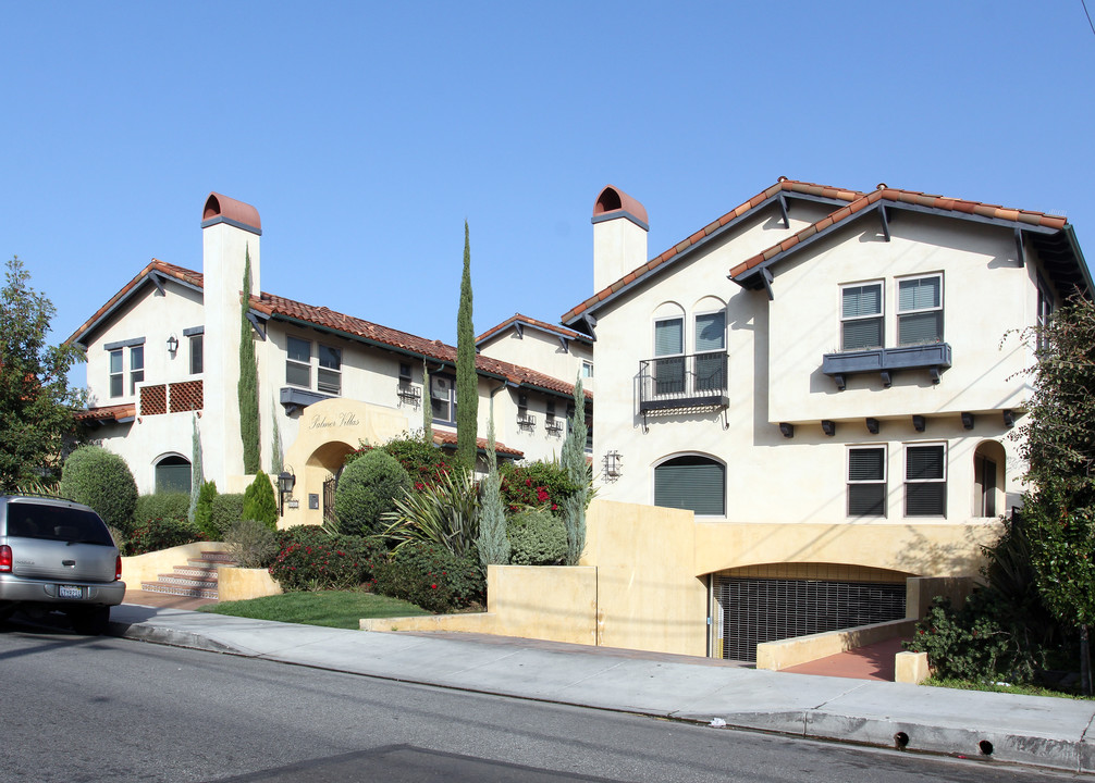 Palmer Villas in Glendale, CA - Building Photo