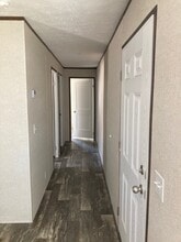 2573 E Don Krag Cir in Memphis, TN - Building Photo - Building Photo