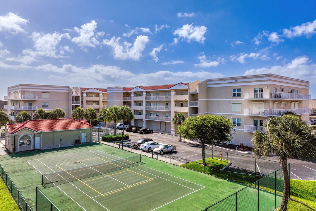 Pier Resort in Cocoa Beach, FL - Building Photo