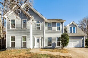 9915 Manbey Ct in Charlotte, NC - Building Photo
