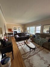 2627 Colchester Rd, Unit 2 in Cleveland Heights, OH - Building Photo - Building Photo