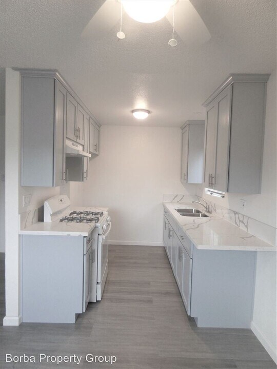 1061 Cerritos Ave in Long Beach, CA - Building Photo