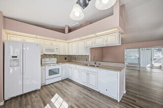 7239 Scenic Pl in Lakeland, FL - Building Photo - Building Photo