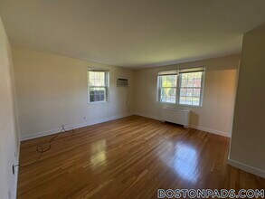 31 Captain Parker Arms in Lexington, MA - Building Photo - Building Photo