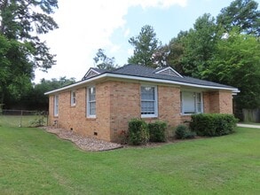 1214 S Azalea Dr in Tyler, TX - Building Photo - Building Photo