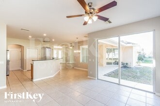 2081 Nuremberg Blvd, Unit 3143 in Punta Gorda, FL - Foto de edificio - Building Photo